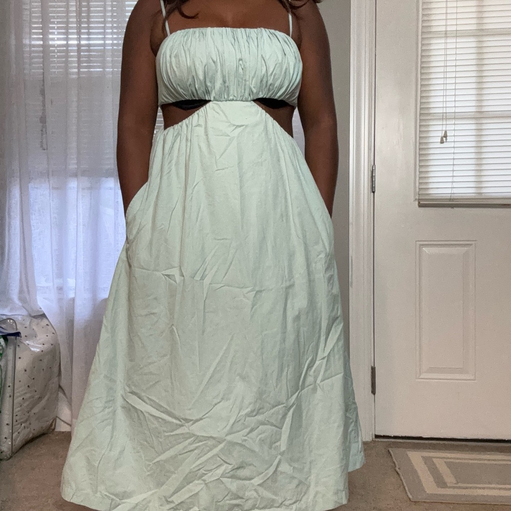 Abercrombie + Fitch summer maxi cutout dress (PETITE)